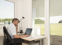 Blendschutz am Arbeitsplatz
